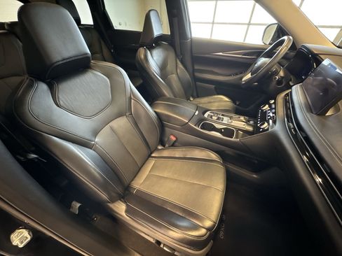 Certified 2023 INFINITI QX60 Luxe w/ Cargo Package AWD/4WD image 26