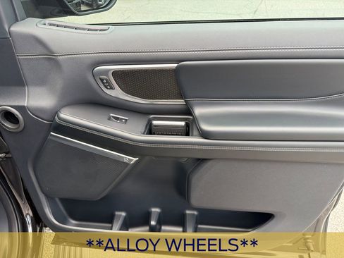 Certified 2025 Ford Expedition Platinum w/ Stealth Appearance Package AWD/4WD image 16