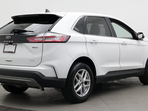 Used 2024 Ford Edge SEL AWD/4WD image 7