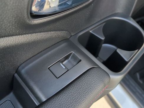 Used 2025 Honda Ridgeline Black Edition image 31