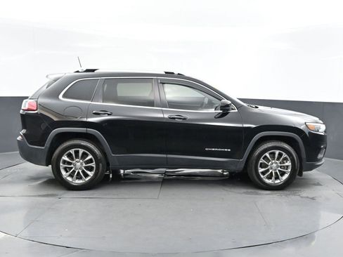 Used 2019 Jeep Cherokee Latitude Plus image 8