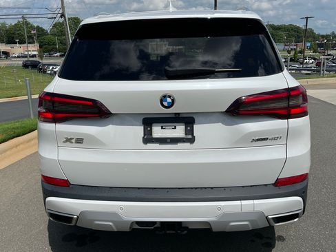 Used 2022 BMW X5 xDrive40i w/ Premium Package AWD/4WD image 8