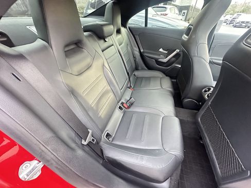 Used 2020 Mercedes-Benz CLA 250 4MATIC image 31
