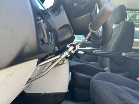 Used 2014 Dodge Grand Caravan SE w/ Quick Order Package 29E SE FWD image 22