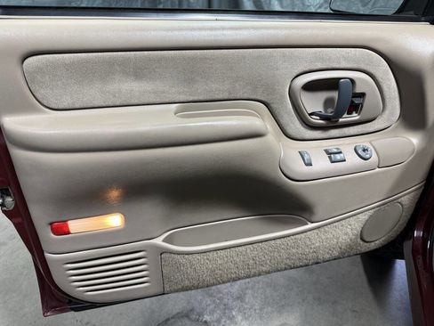 Used 1997 GMC Sierra 1500 SLE image 16