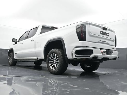 Used 2019 GMC Sierra 1500 AT4 w/ Off Road Performance Package AWD/4WD image 28