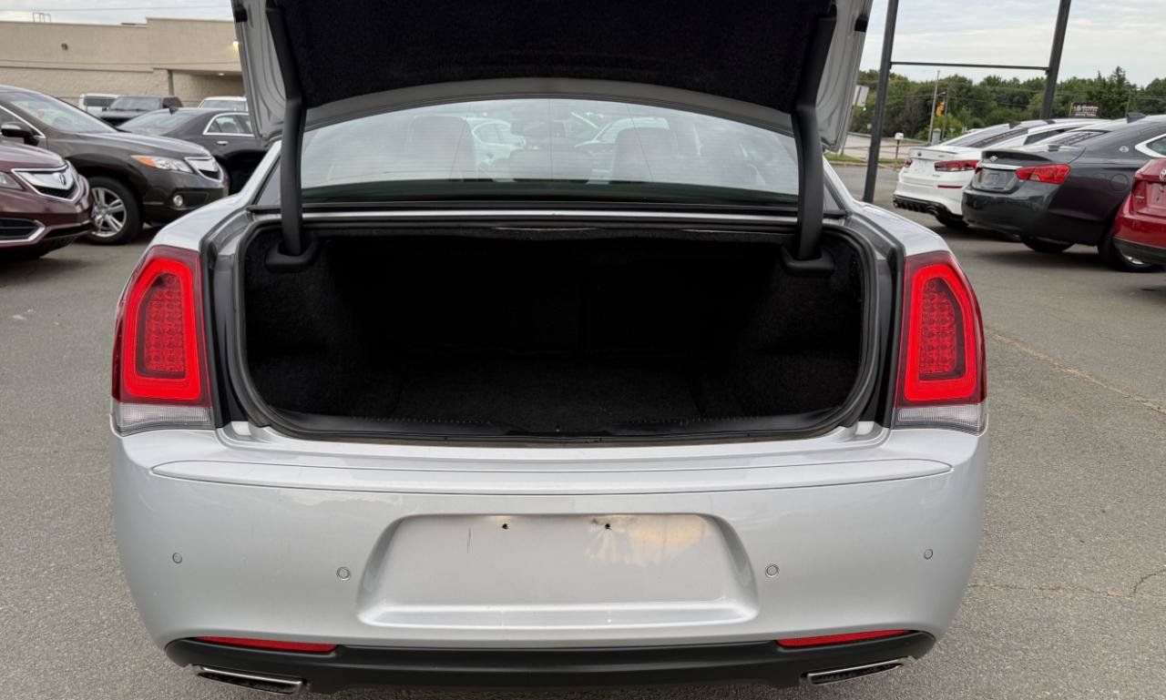 Used 2021 Chrysler 300 S RWD image 11