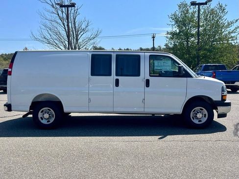 New 2026 Chevrolet Express 2500 Extended w/ Driver Convenience Package RWD image 7
