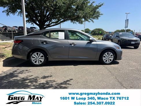 Used 2024 Nissan Sentra S FWD image 9