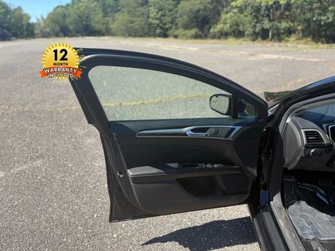 Used 2016 Ford Fusion Energi SE image 62