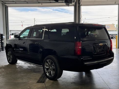 Used 2018 Chevrolet Suburban Premier AWD/4WD image 29