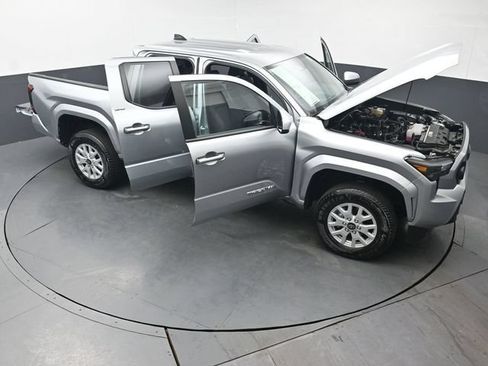Used 2026 Toyota Tacoma SR5 AWD/4WD image 54