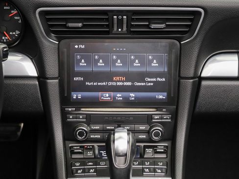 Used 2017 Porsche 911 Carrera image 24