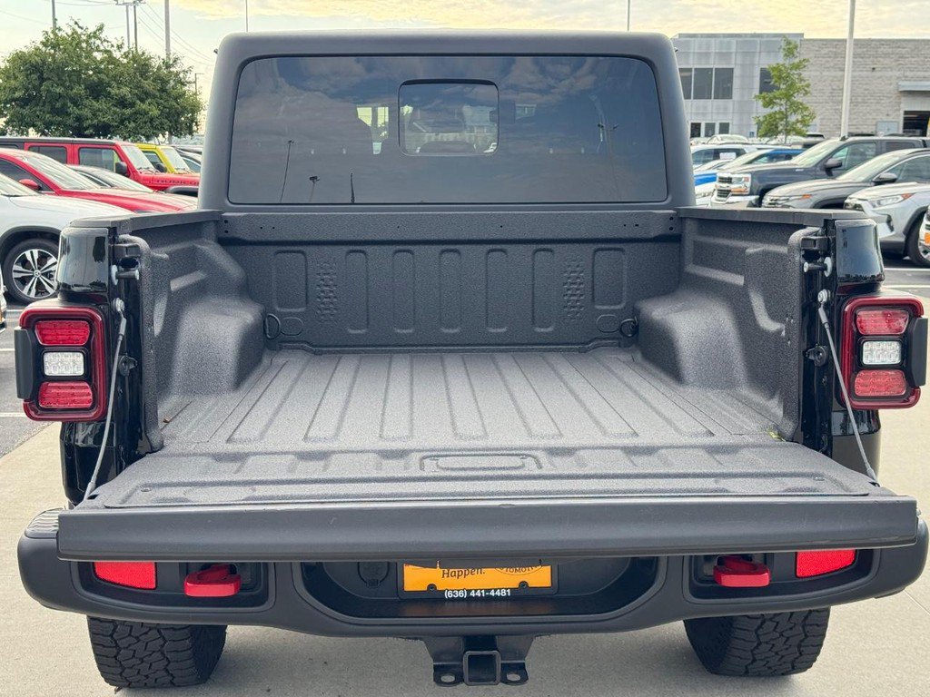 Used 2026 Jeep Gladiator Rubicon AWD/4WD image 4