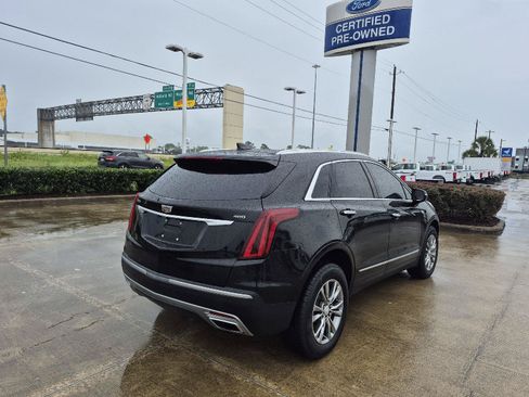 Used 2021 Cadillac XT5 Premium Luxury w/ LPO, Floor Liner Package FWD image 13
