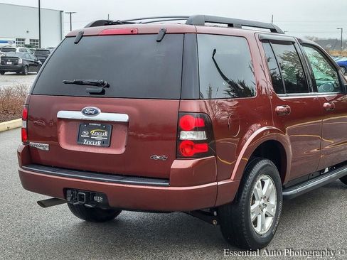 Used 2010 Ford Explorer XLT image 6