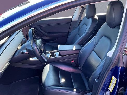 Used 2018 Tesla Model 3 Long Range image 24