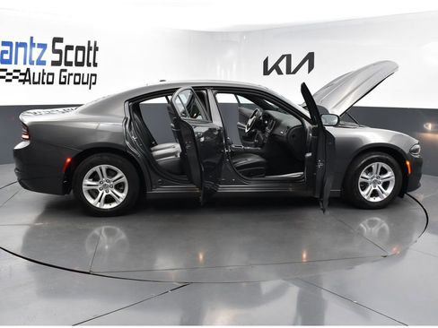 Used 2022 Dodge Charger SXT w/ Leather Interior Group image 35