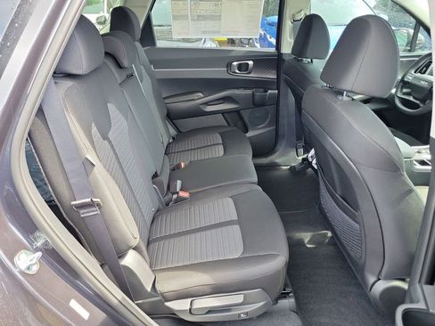 New 2026 Kia Sorento LX FWD image 12