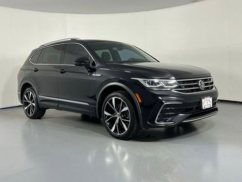 Used 2022 Volkswagen Tiguan SEL R-Line image 1