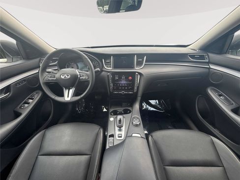 Certified 2025 INFINITI QX50 Luxe AWD/4WD image 13