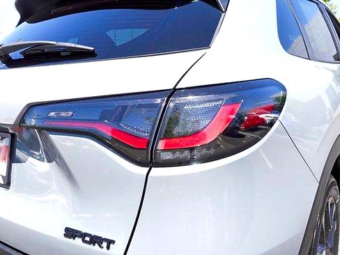 Used 2025 Honda HR-V Sport image 5