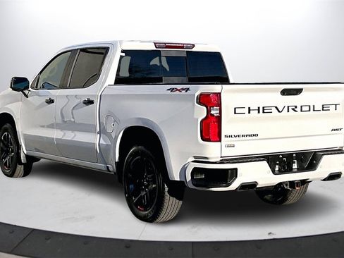 Used 2022 Chevrolet Silverado 1500 RST w/ Redline Edition image 7