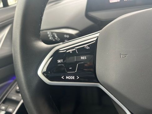 Used 2024 Volkswagen ID.4 S image 22