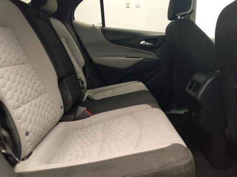 Used 2021 Chevrolet Equinox LS w/ LS Convenience Package FWD image 19