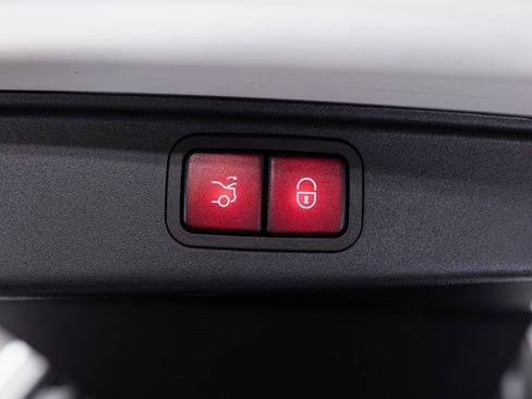 Used 2024 Mercedes-Benz AMG GT 55 image 34