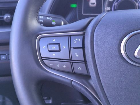 Used 2024 Lexus UX 250h FWD image 20