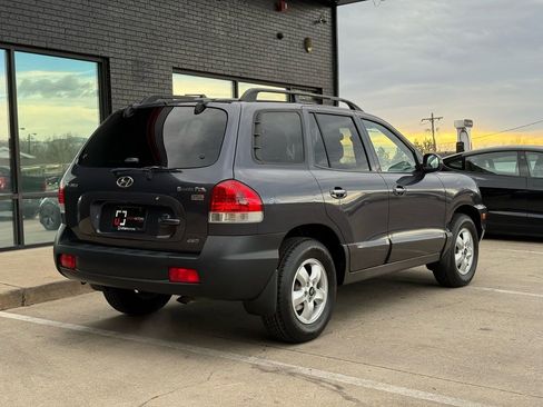 Used 2005 Hyundai Santa Fe GLS image 12