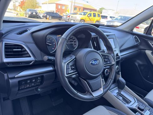Used 2022 Subaru Forester Premium image 22