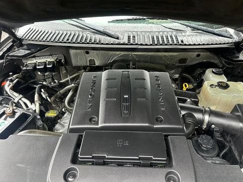 Used 2013 Lincoln Navigator L 2WD image 14