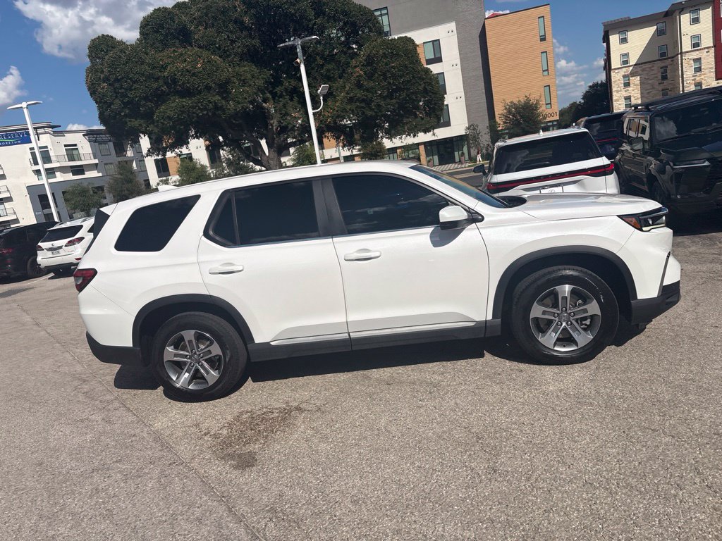 Used 2024 Honda Pilot EX-L image 6