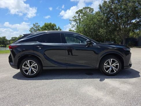 Used 2025 Lexus RX 350 Premium w/ Accessory Package (Z1) FWD image 2