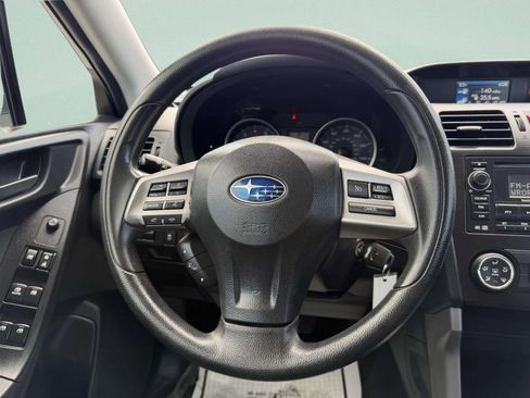 Used 2015 Subaru Forester 2.5i w/ Alloy Wheel Package AWD/4WD image 30