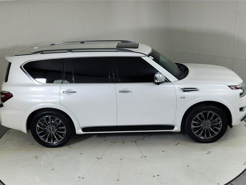 Used 2021 Nissan Armada Platinum w/ Captain's Chairs Package image 45