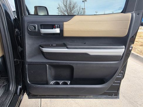 Used 2018 Toyota Tundra Limited image 27