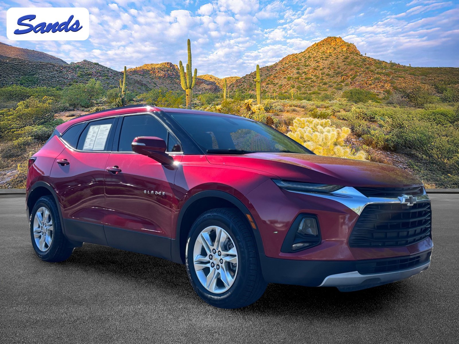 Used 2019 Chevrolet Blazer LT FWD image 1