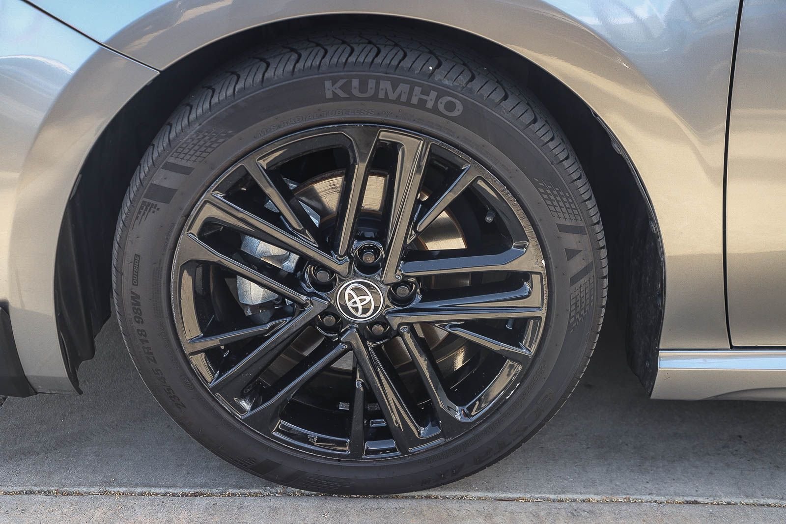 Certified 2025 Toyota Camry SE FWD image 11
