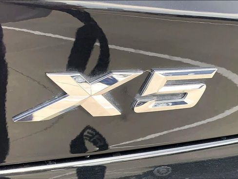 Used 2023 BMW X5 xDrive40i w/ M Sport Package image 30