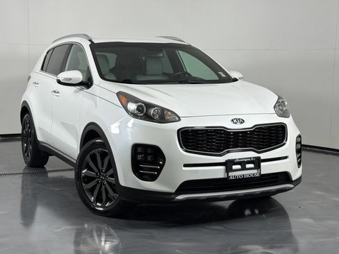 Used 2018 Kia Sportage EX w/ EX Sport Appearance Package FWD image 2