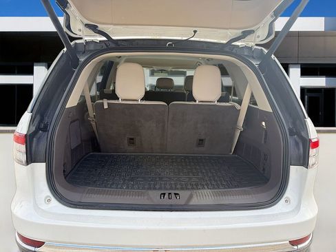 Used 2020 Lincoln Aviator Reserve w/ Elements Package Plus image 15