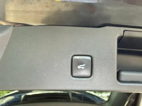 Used 2023 Ford Escape ST-Line Select w/ Tech Pack #2 AWD/4WD image 39