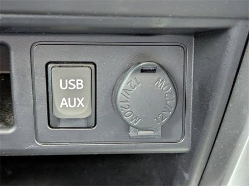 Used 2016 Toyota 4Runner SR5 Premium image 26