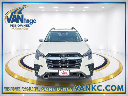 Certified 2023 Subaru Ascent Touring AWD/4WD image 2