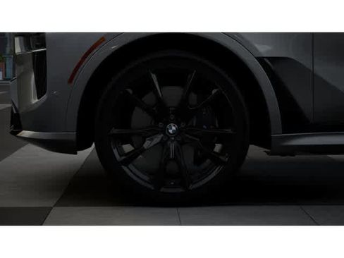 New 2026 BMW X7 xDrive40i w/ Executive Package image 7