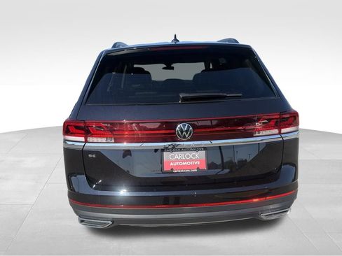 Used 2024 Volkswagen Atlas SE FWD image 7