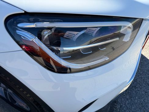 Used 2020 Mercedes-Benz GLC 300 300 image 11